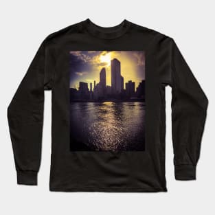 Roosevelt Island Skyline Sunset New York City Long Sleeve T-Shirt